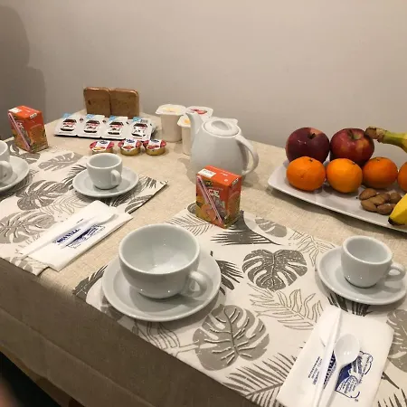 Alojamento de Acomodação e Pequeno-almoço Bethel Nápoles